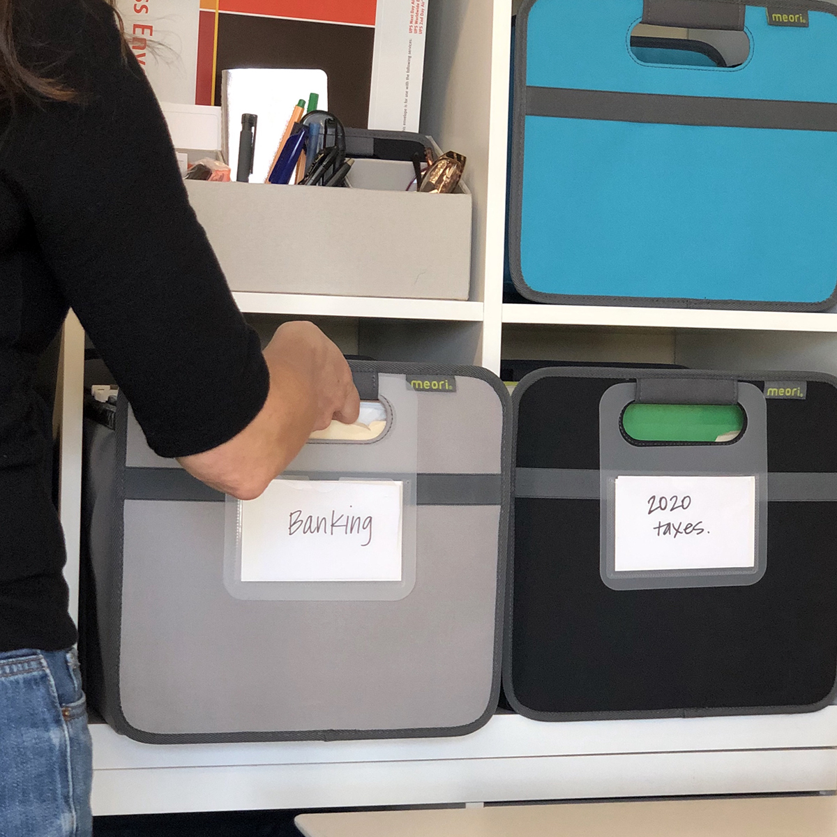 A100047-5-Accessories-meori-Label-Set-LST Label Sets shown on two of meori's Storage Cubes in shelf