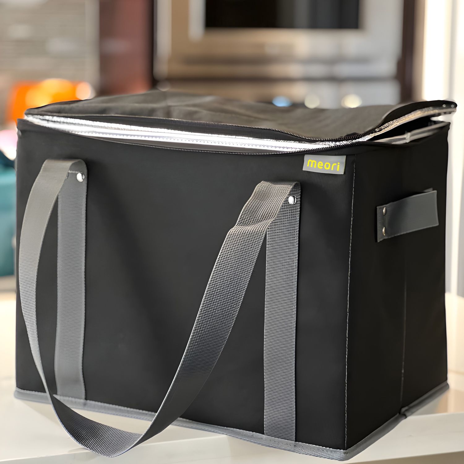 Black Insulated Grocery Bag With Zipper